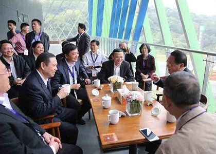 若岩科技首款基于全志A40i处理器通用计算主机试样